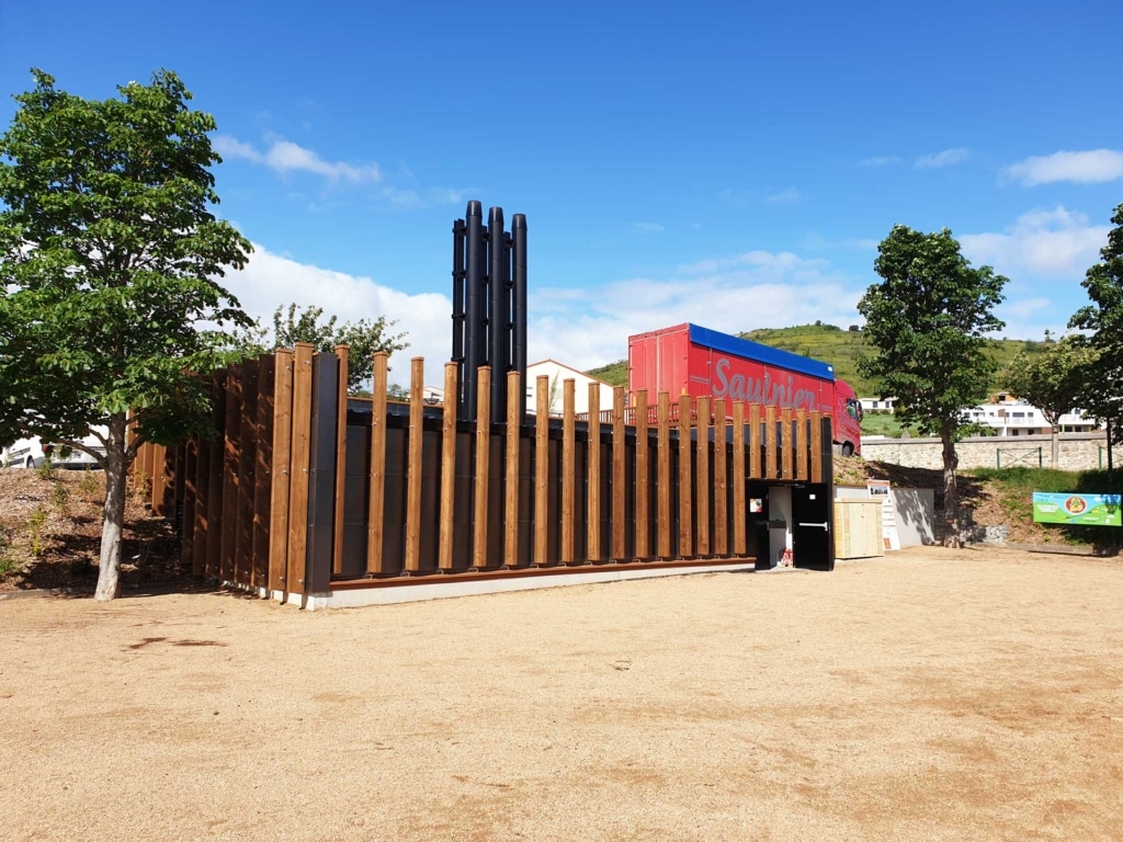 Bâtiment de la chaufferie du réseau chaleur Martres de Veyre